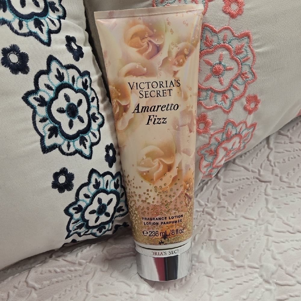 Victoria's Secret Amaretto Fizz Fragrance Lotion